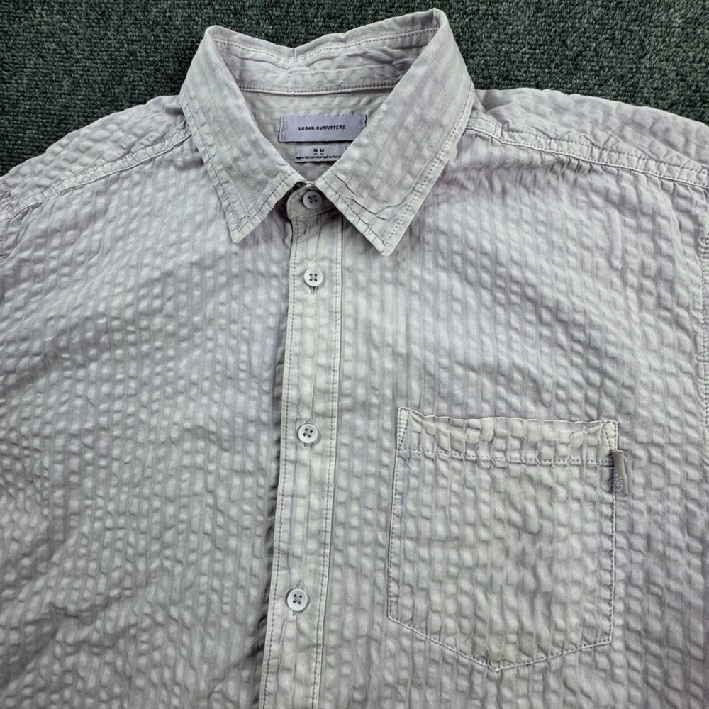 Urban Outfitters Seersucker Shirt Men's Medium Short Sleeve Lilac Light Purple